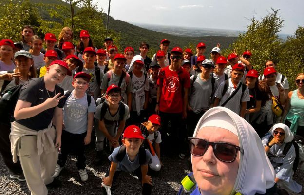 Wolontariusze SKC zbierają na wyjazd śladem świętych