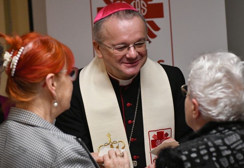 Ponad 120 osób zasiadło do wigilijnej wieczerzy Caritas w Zielonej Górze