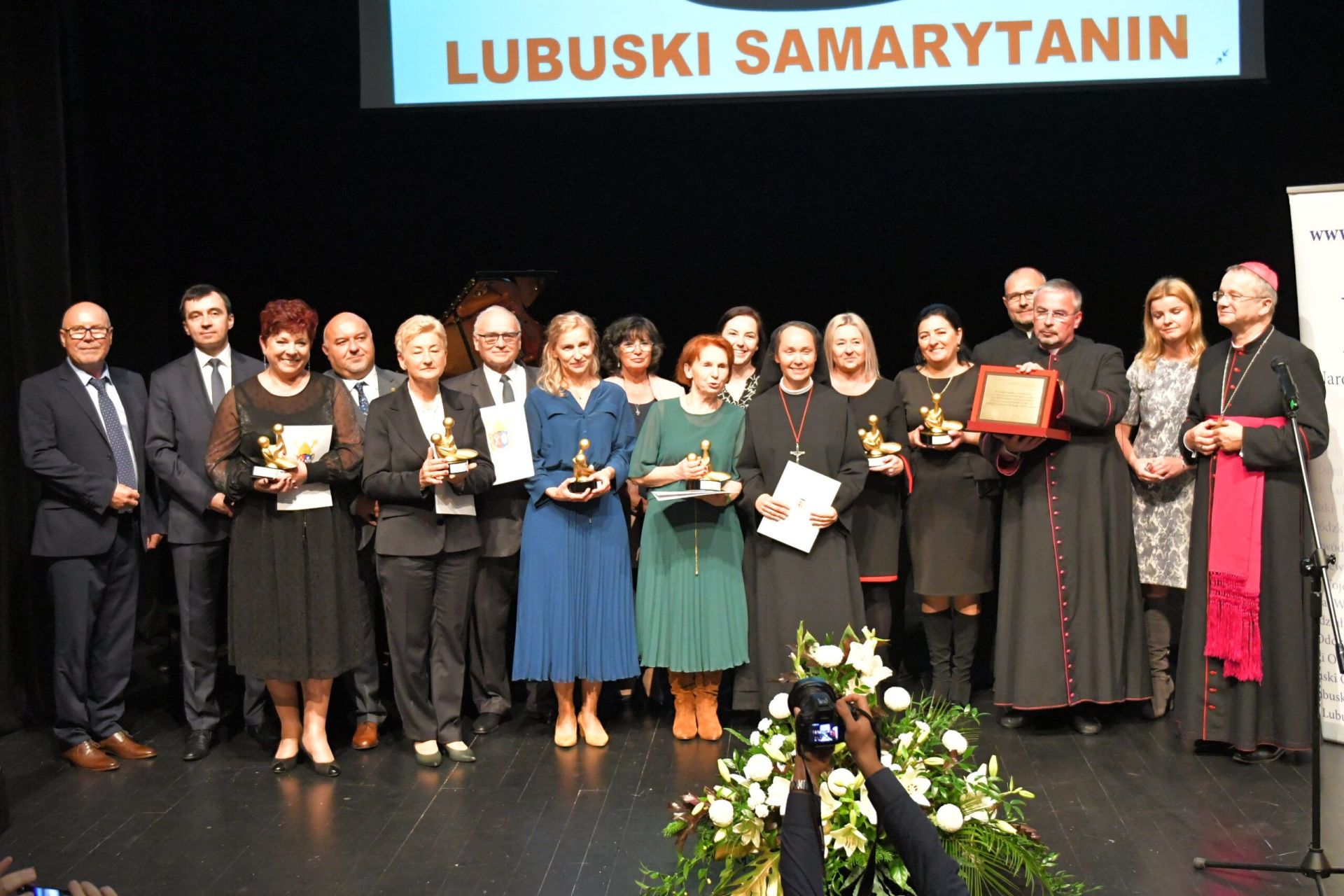 Bp Tadeusz Lityński wręczył statuetki Lubuski Samarytanin 
